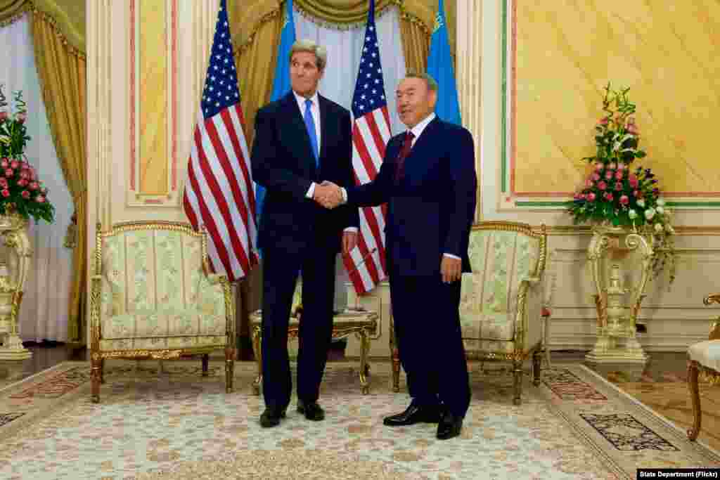 Ostona, Qozog'iston, 2-noyabr, 2015