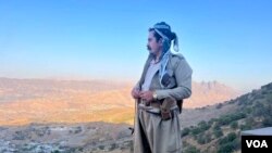 وێنەی ئەرشیف، پێشمەرگەیەکی حزبی دیموکراتی کوردستانی ئێران