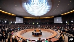 Dîmeneke ji civîneke wezîrên derve yên Yekîtîya Ewrupa (YE)