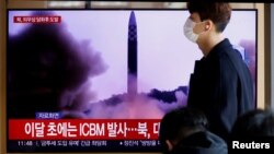 南韓電視節目報導北韓2022年11月17日發射彈道導彈。