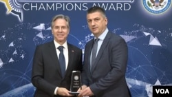 Entoni Blinken, državni sekretar SAD i Vladimir Novović, specijalni tužilac Crne Gore(Foto: state.gov)