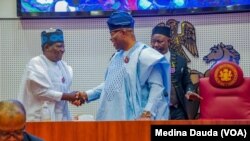 Majalisa ta rantsar Simon Bako Lalong, a matsayin Sanata Mai wakiltan Filato ta Kudu a Majalisar Dattawa.