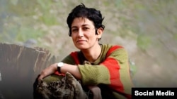 پخشان عزیزی، زندانی سیاسی محکوم به اعدام که در اوین به‌سر می‌برد - آرشیو