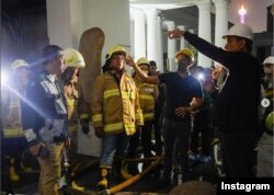 Nadiem Makarim meninjau Museum Nasional Indonesia di Jakarta, pasca kebakaran, 17 September 2023. (Instagram/nadiemmakarim)