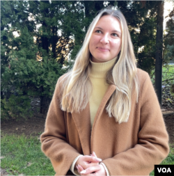 Emilija Milenković, studentkinja Fakulteta političkih nauka u Beogradu (Foto: VOA/Stefan Miljuš)
