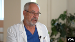 立陶宛坦克人-道諾拉維修斯醫生接受美國之音專訪（視頻截圖）