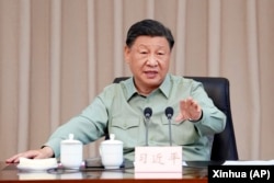 中国领导人习近平在广东湛江视察南部战区海军司令部时讲话。（2023年4月11日）