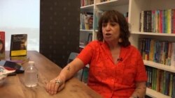 Rosa Montero en entrevista con la VOA