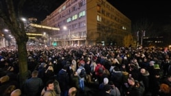 Protest građana i lidera koalicije "Srbija protiv nasilja" ispred zgrade Republičke izborne komisije 