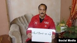 زرتشت احمدی راغب