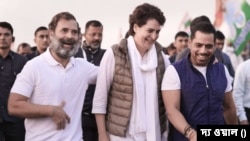 কংগ্রেস নেতা রাহুল গান্ধী, কংগ্রেস নেত্রী প্রিয়াঙ্কা গান্ধী এবং স্বামী রবার্ট ভাদ্রা।