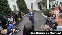 Конгресмени зустрілися з президентом США Джо Байденом у Білому домі з приводу допомоги Україні. Фото: Юлія Ярмоленко