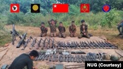 ဒီမောဆိုမြို့နယ် တိုက်ပွဲအတွင်း ကရင်နီတော်လှန်ရေးအဖွဲ့အစည်းများက သိမ်းပိုက် ရရှိသော လက်နက်များနှင့်စစ်သုံ့ပန်းများ NUG ထုတ်ပြန်(နိုဝင်ဘာလ ၁၂၊ ၂၀၂၃)