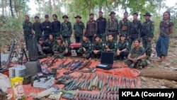 ဘော်လခဲမြို့နယ် ခမရ (၁၁၂) ၁၂ မိုင်ကုန်းစခန်းကို သိမ်းပိုက်နိုင်ခဲ့ကြောင်း တော်လှန်ရေးအင်အားစုတွေ သတင်းထုတ်ပြန်ချက်။ (ဖေဖော်ဝါရီ ၈၊ ၂၀၂၄)