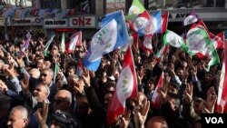 Dîmeneke ji kombûneke Partîya Çep ya Kesk (YSP) (Arşîv)