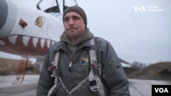 Командир Старокостянтинівського гарнізону Євген Булацик. Фото: Голос Америки.