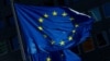 Zastave Evropske unije ispred sjedišta u Briselu (Foto: Kenzo TRIBOUILLARD / AFP)