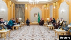 Sekretari i Shtetit, Antony Blinken gjatë vizitës në Arabinë Saudite