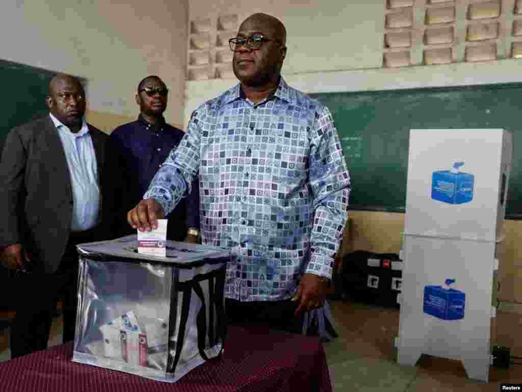 Prezida wa Kongo Felix Tshisekedi ariko aratora.&nbsp; Yatoreye i Kinshasa.&nbsp;Prezida&nbsp; Felix Tshisekedi aramutswa Kongo kuva mu 2019, ahanganye n'abakandida 18 bipfuza kumusubirira. Ariko arondera manda ya kabiri.