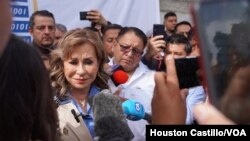 Sandra Torres es vista como parte de la política tradicional, señalan analistas a la VOA. Foto Houston Castillo, VOA.