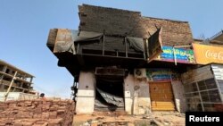 L'armée a accusé les FSR d'avoir bombardé au drone un quartier résidentiel de Khartoum.