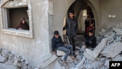 Можен е шестнеделен прекин на војната, но Хамас и Израел допрва треба да постигнат конечни услови.