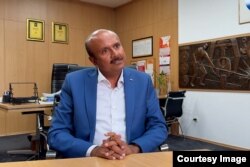 Direktor „ArcelorMittala“ Nikhil Mehta kaže da su posljednjih godina uložili mnogo novca da smanje zagađenje (Foto: Dženat Dreković / CIN)