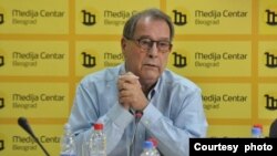 Spoljnopolitički komentator Boško Jakšić, arhiva