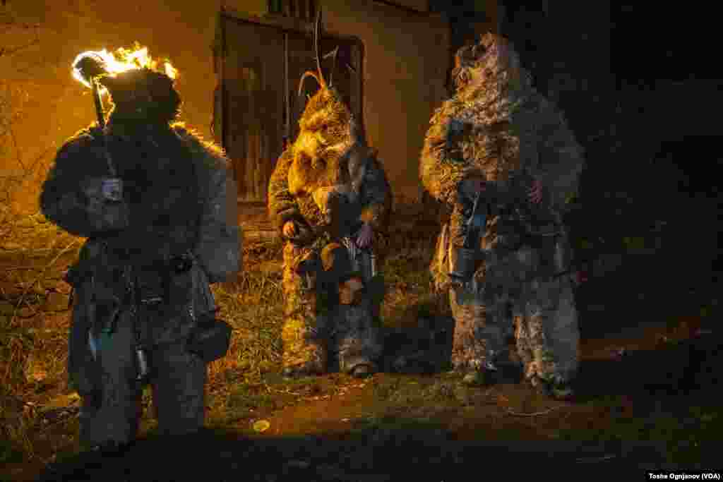 Ратевски бамбурци, пагански обичај во беровското село Ратево