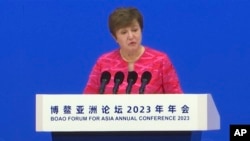 រូបឯកសារ៖ នាយក​គ្រប់គ្រង​អង្គការ IMF អ្នកស្រី Kristalina Georgieva បាន​ថ្លែង​នៅ​ក្នុង​វេទិកា Boao នៅក្រុង Boao ប្រទេសចិន កាលពីថ្ងៃទី៣០ ខែមីនា ឆ្នាំ២០២៤។ 