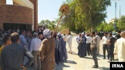 تجمع اعتراضی کشاورزان گندم‌کار در اهواز