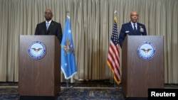 Sekretari Austin duke shprehur përkushtimin për Ukrainën nga baza Ramstein në Gjermani