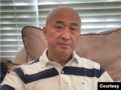 旅美時評人雷歌