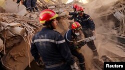 La Croix- Rouge et le Croissant-Rouge ont lancé un appel de fonds d'environ 100 millions d'euros pour soutenir les opérations de secours.