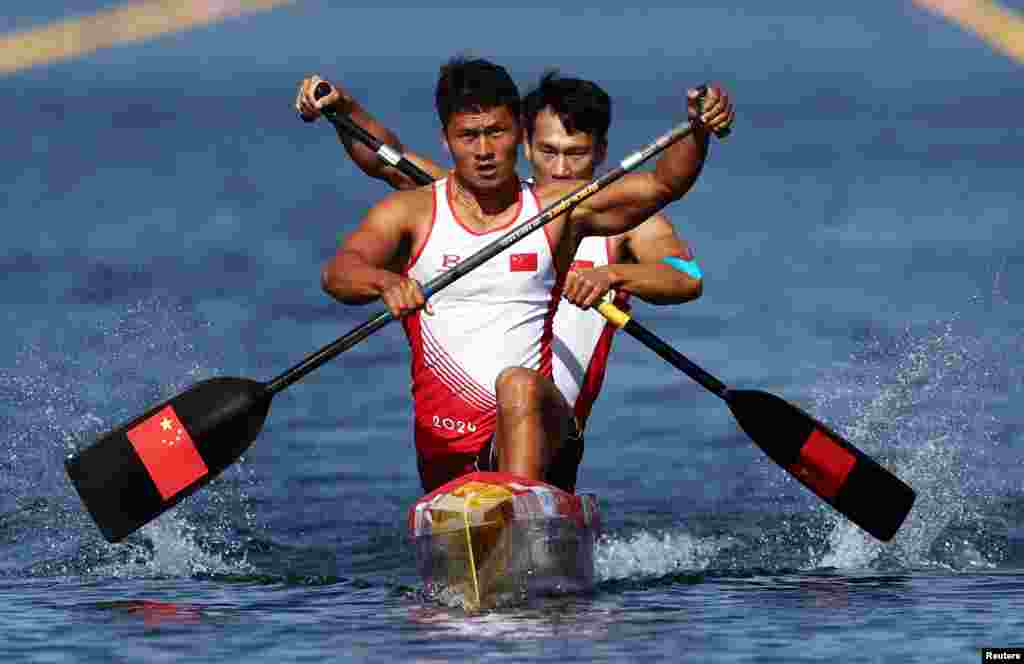 Hao Liu and Bowen Ji of China compete in the men's canoe double 500m heats during the Paris Olympics at the Vaires-sur-Marne Nautical Stadium in Vaires-sur-Marne, France.