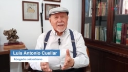 Doctor graduado a los 98 años envía mensaje a los jóvenes