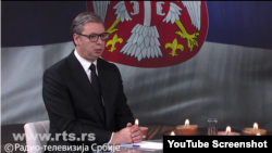 Predsednik Srbije Aleksandar Vučić prilikom gostovanja na Radio-televiziji Srbije, nekoliko dana nakon masovnog ubistva đaka u Osnovnoj školi "Vladislav Ribnikar" u Beogradu, 8. maja 2023. (Foto: JuTjub kanal RTS-a, skrinšot)