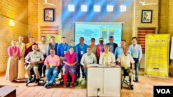 བཙན་བྱོལ་བོད་མིའི་སོ་ནམ་གཞིས་ཆགས་ཁག་༡༢ ཀྱི་ས་གནས་འགོ་འཛིན་རྣམ་པར་ས་ཆུ་བདག་གཅེས་བྱ་ཕྱོགས་ཀྱི་ཟབ་སྦྱོང་ཞིག