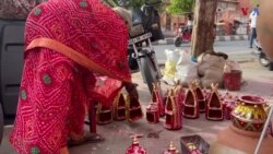 تزیین ظروف سفالی برای امرار معیشت