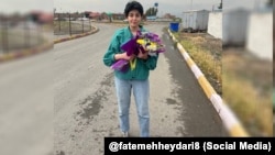 آیدا شاکرمی لحظاتی پس از آزادی در روز چهارم اردیبهشت.