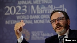 国际货币基金组织首席经济学家古林查斯在该组织和世行年会的第一天接受路透社采访。（2023年10月9日）