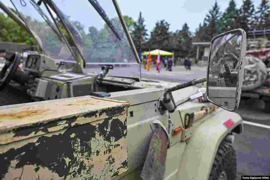  Донација на 76 теренски и транспортни возила од Норвешка за македонската армија, Касарна Илинден, Скопје &nbsp; 