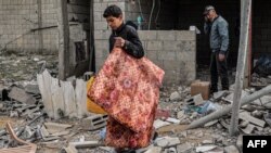 Les frappes aériennes se sont poursuivies à Rafah, dans le sud de la bande de Gaza, malgré le cessez-le-feu voté à l'ONU.