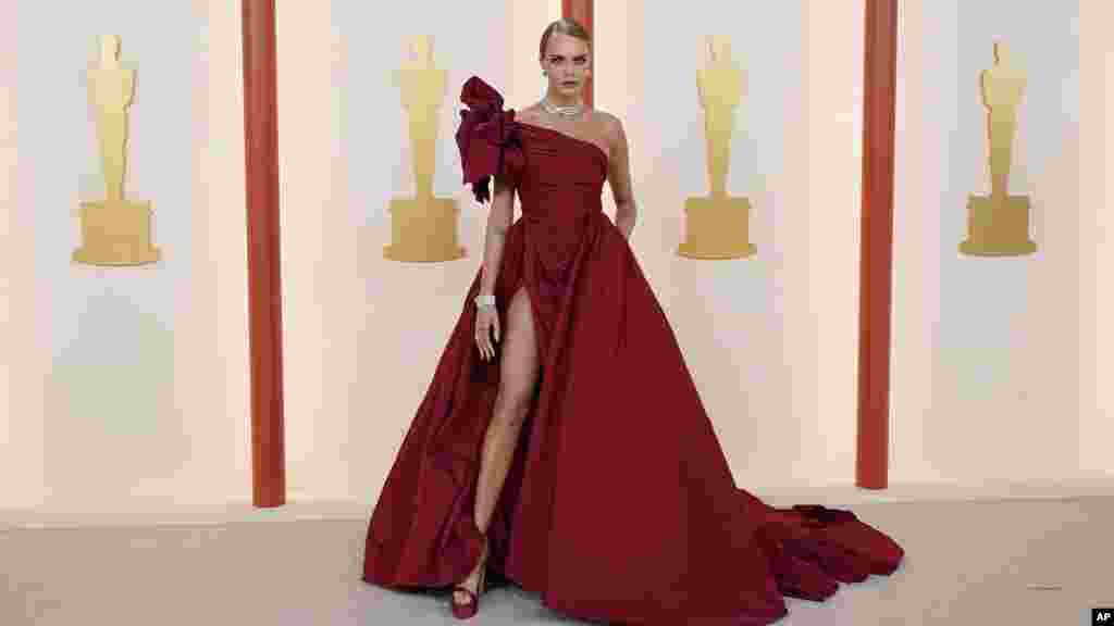 Cara Delevingne arrives at the Oscars on Sunday, March 12, 2023, at the Dolby Theatre in Los Angeles. (Photo by Ashley Landis/AP Photo)