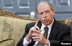 Gerald Feierstein iz vremena dok je bio ambasador SAD u Jemenu. (Foto: REUTERS/Mohamed al-Sayaghi)