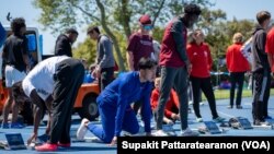 นักกรีฑาชายทีมชาติไทยร่วมแข่งขันรายการ Pomona-Pitzer Invitation 2024 ในนครลอสแอนเจลิส รัฐแคลิฟอร์เนีย ระหว่างเก็บตัวและฝึกซ้อมในสหรัฐอเมริกา