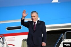 Prezident Mirziyoyev va'da qilgan islohotlar amalga oshishi uchun O'zbekiston xalqaro mutaxassislarga ochiq turishi kerak, deydi huquq himoyachilari.