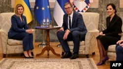 Olena Zelenska, Aleksandar i Tamara Vučić tokom susreta u Beogradu (Foto: Andrej ISAKOVIC/AFP)