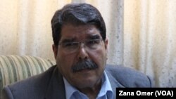Salih Mislim, Siyasetvanê Kurdê Sûriyê