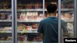 北京一家超市的肉類冰凍櫃。 （2024年6月13日）